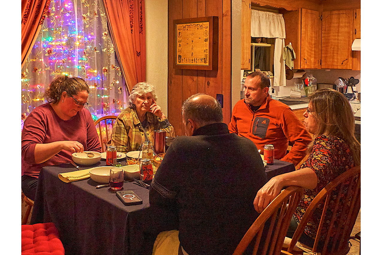 25.1.11_FamilyDinner