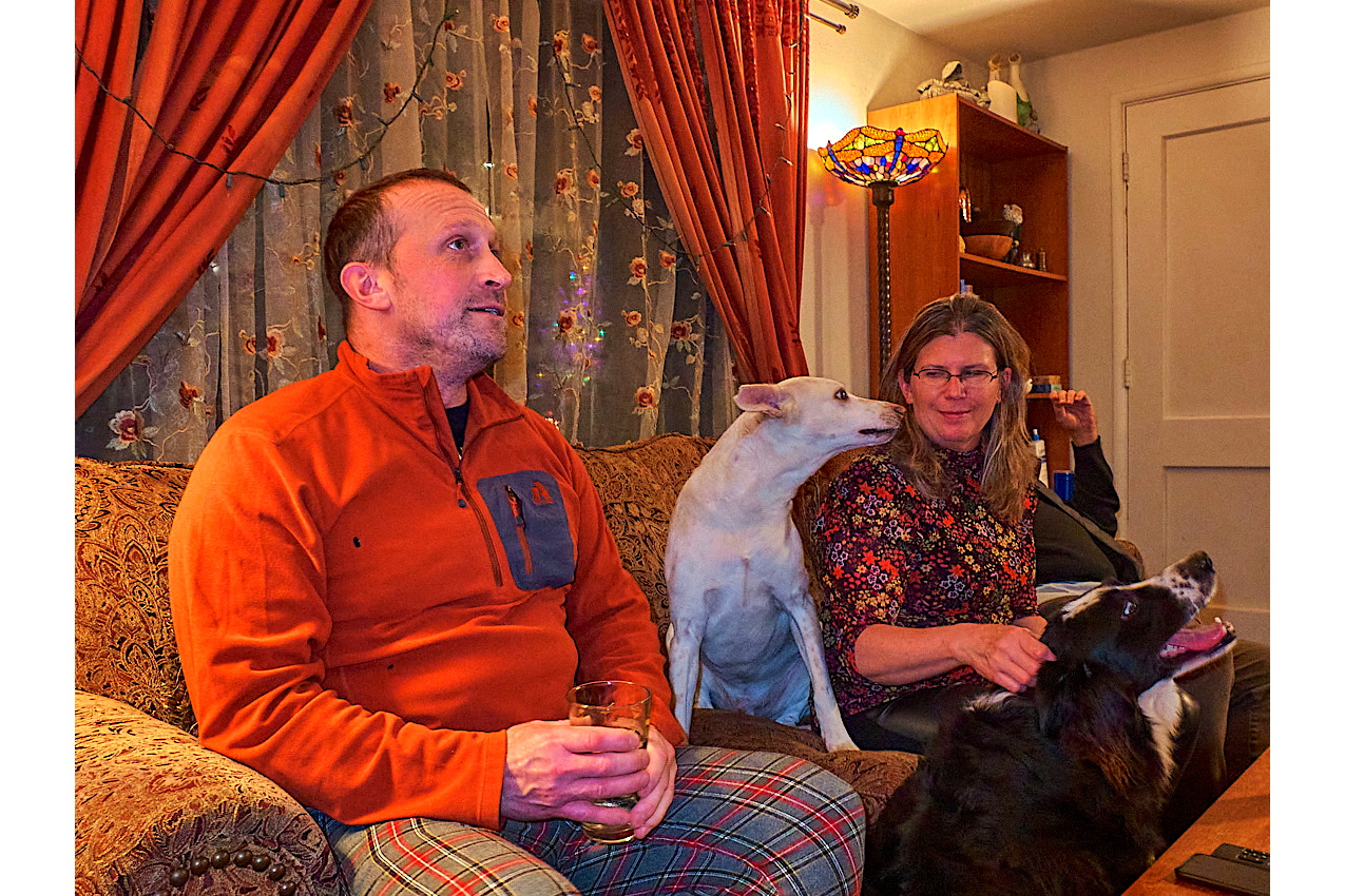 25.1.11_FamilyDinner