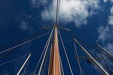 Raft-up Masts
